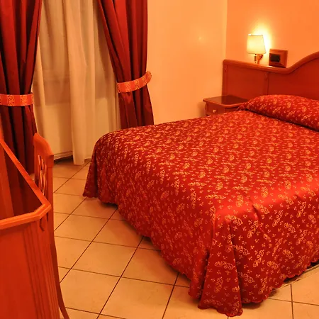 Sandra Hotel Rom