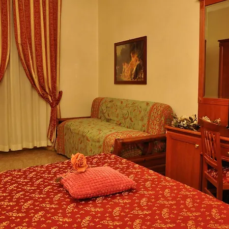 Hotel Sandra Roma