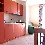 Hotel Sandra *
