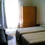 Hotel Sandra
