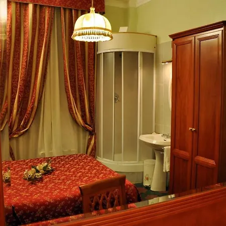 Sandra Hotel Rome