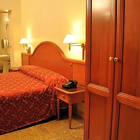 Hotel Sandra Rome