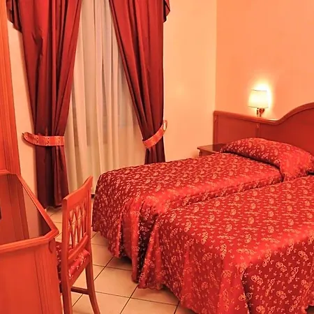 Hotel Sandra *